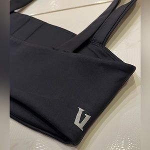 VUORI Evolve Square Neck Bra (Black Color)